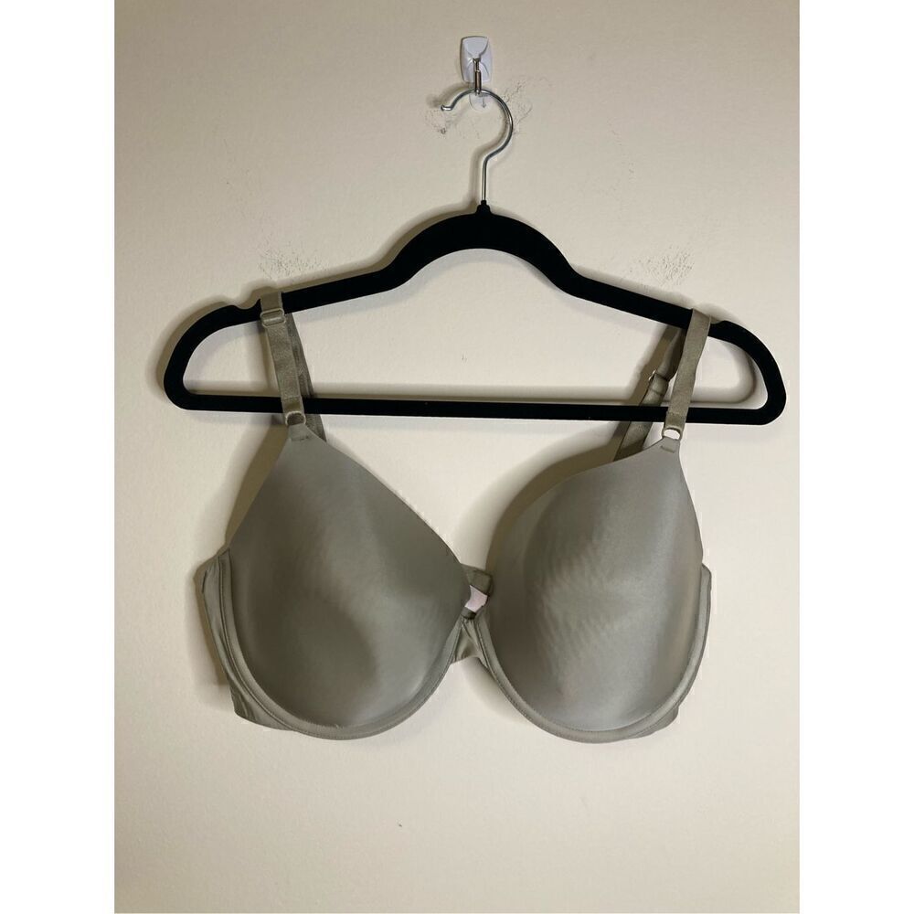 Victorias Secret Perfect Coverage Bra 38DD T Shirt Nude Adjustable Straps Women’